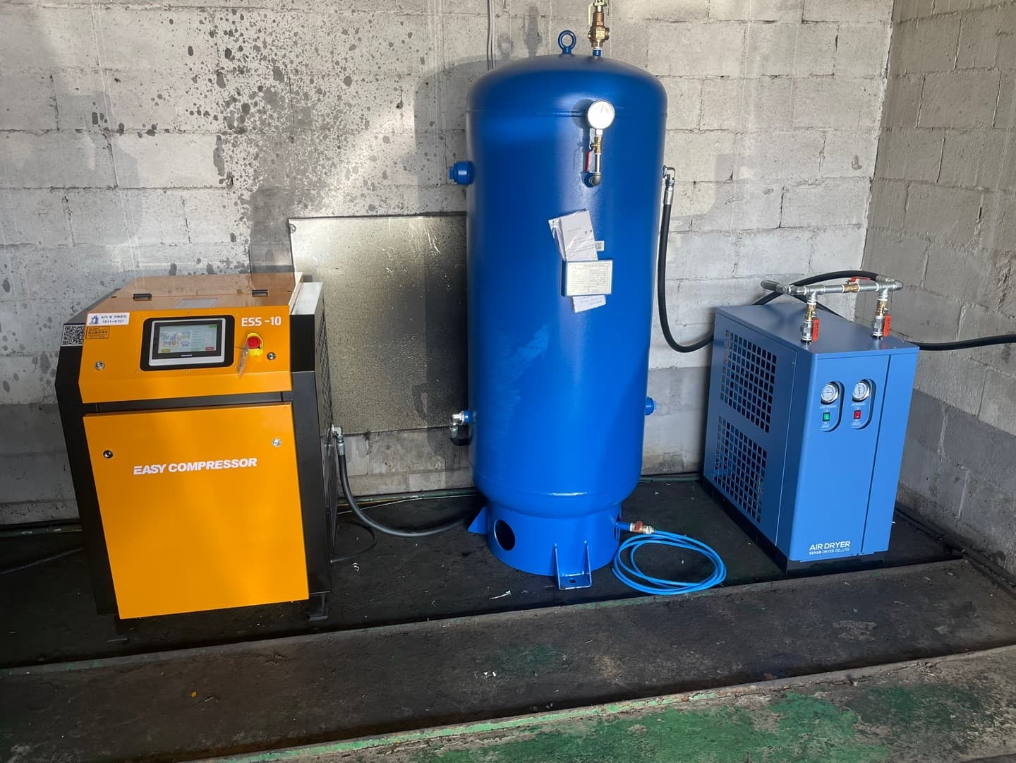 충주 자동차정비소 현장의 10HP 콤프레셔