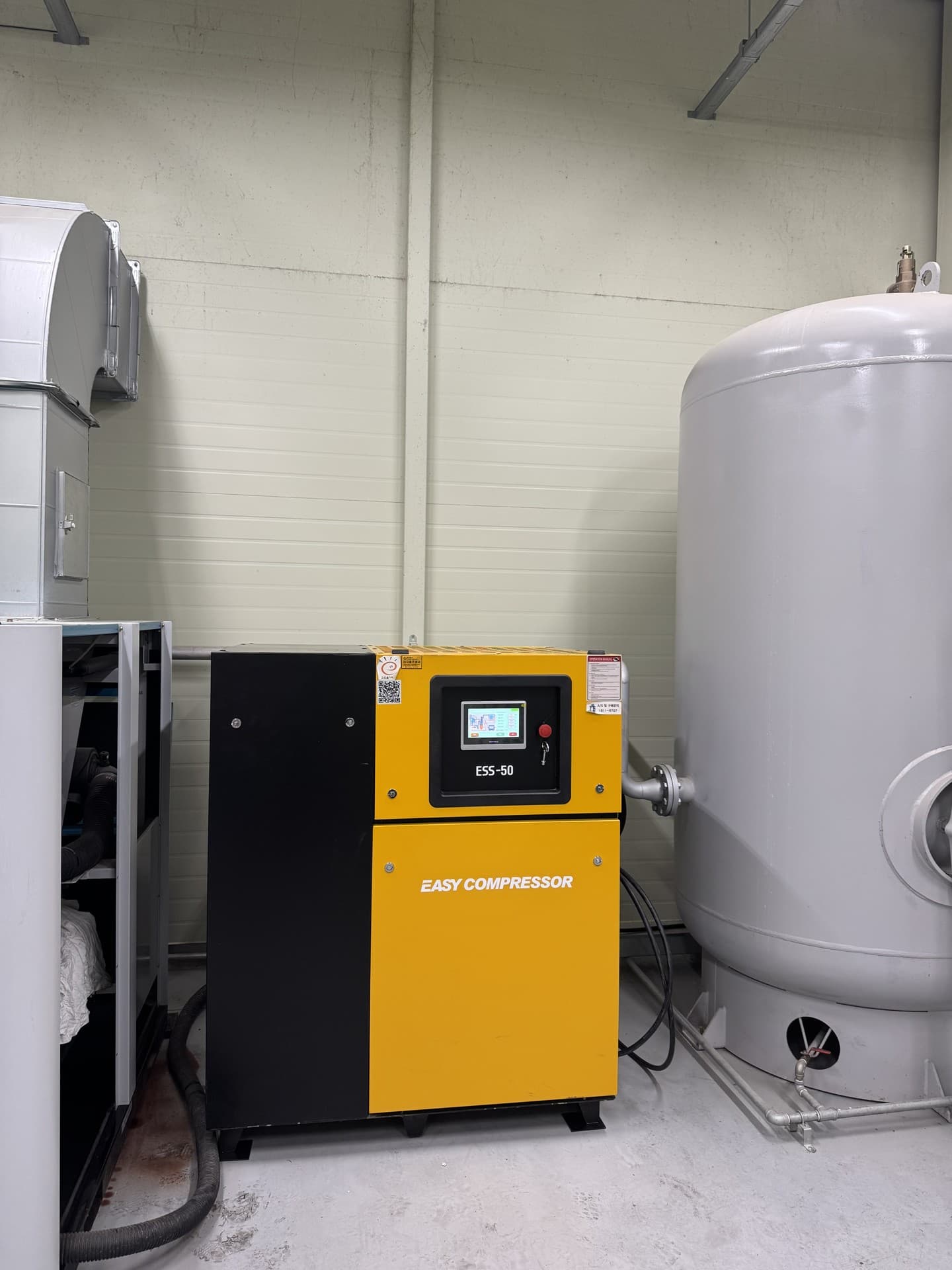 안산 가공 현장의 50HP 콤프레셔
