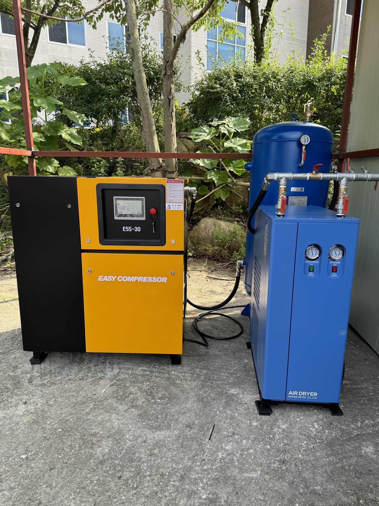 양산 제조 현장의 30HP 콤프레셔